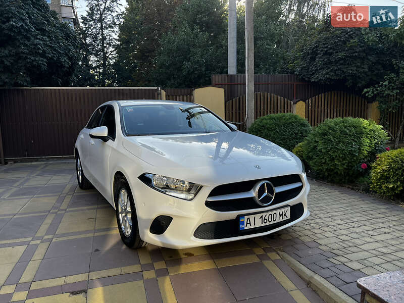 2019 mercedes-benz a 180