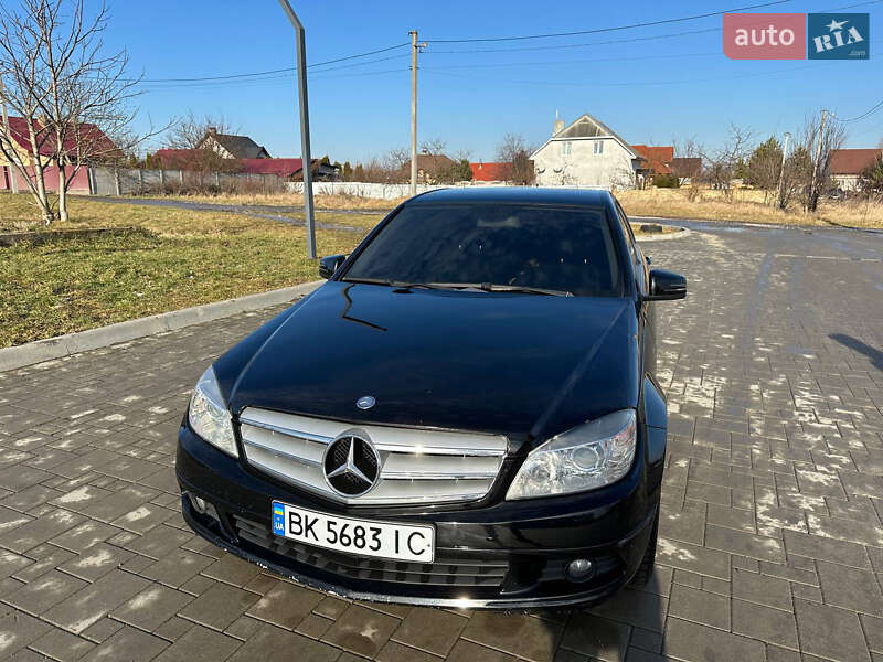 2010 mercedes-benz c-class