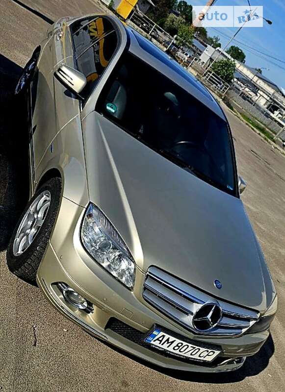2010 mercedes-benz c 200