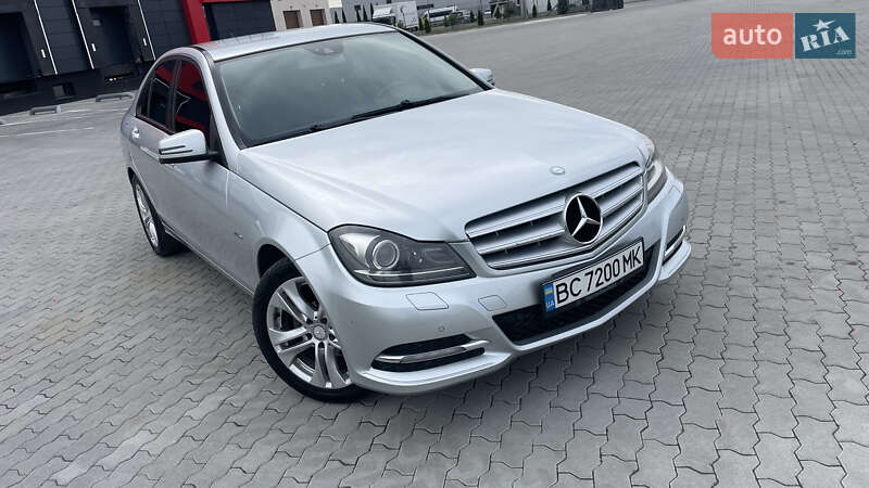 2011 mercedes-benz c-200