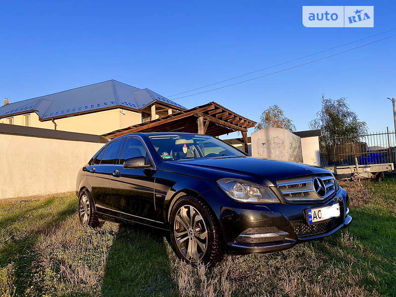 2012 mercedes-benz c 220