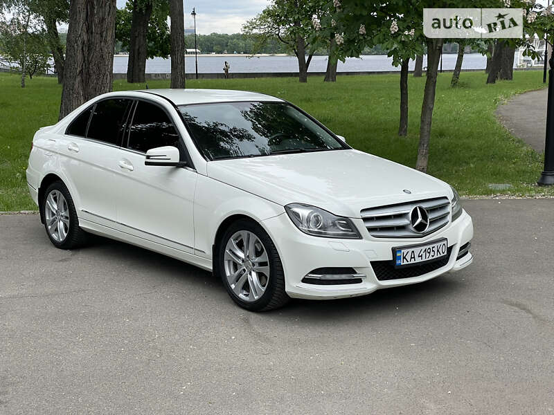 2011 mercedes-benz c 200