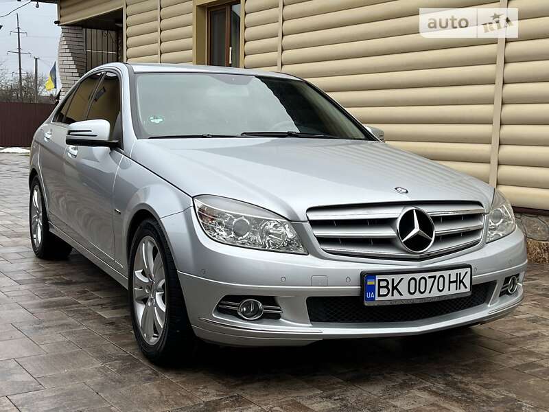 2010 mercedes-benz c 180
