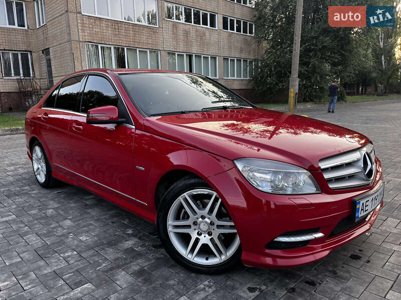 2010 mercedes-benz c-180