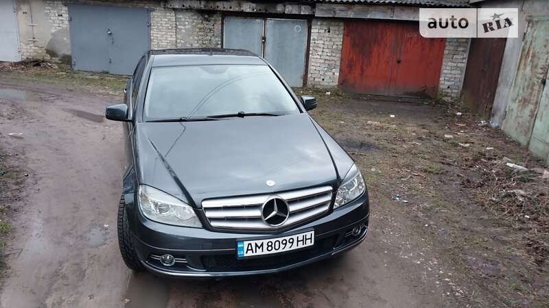 2010 mercedes-benz c-class