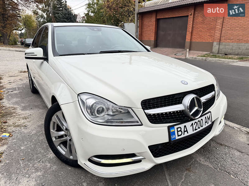 2011 mercedes-benz c 180