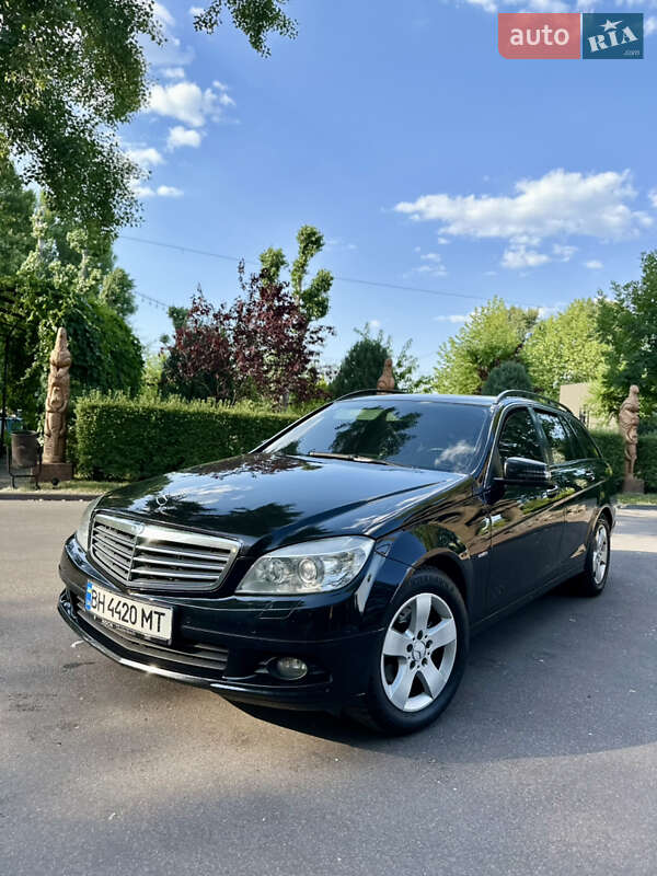 2010 mercedes-benz c-200