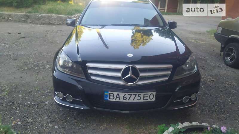 2011 mercedes-benz c 200