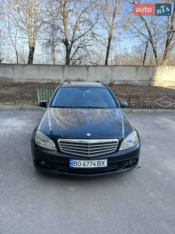2009 mercedes-benz c-220