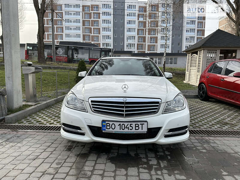 2011 mercedes-benz c 220