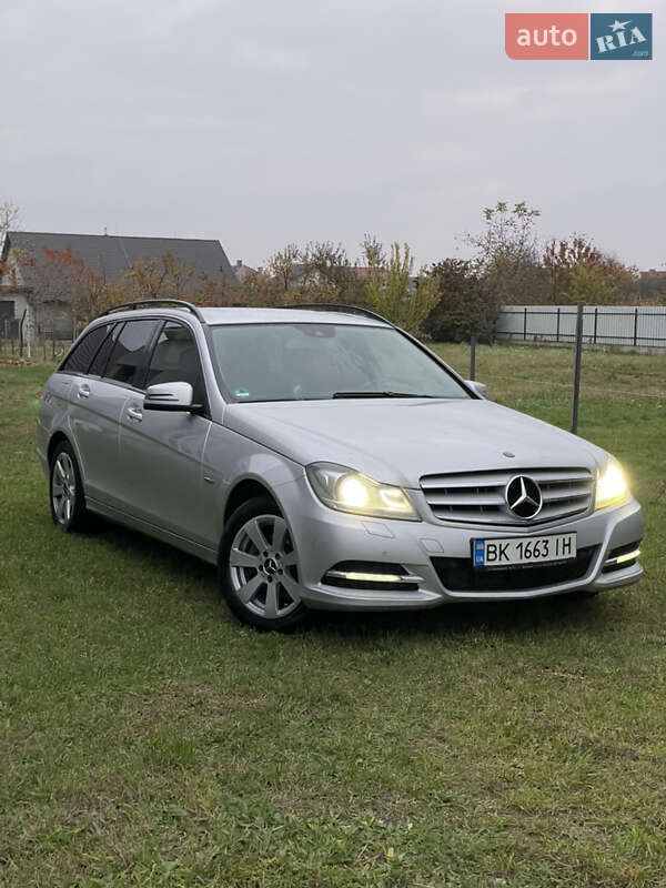2011 mercedes-benz c-class