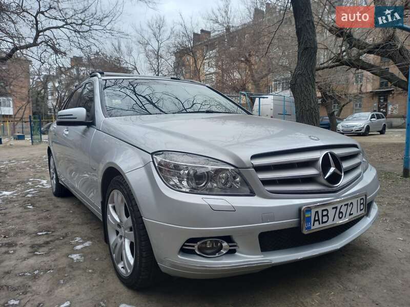 2009 mercedes-benz c-180