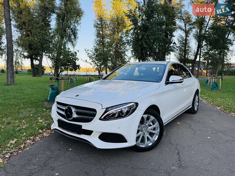 2017 mercedes-benz 180c