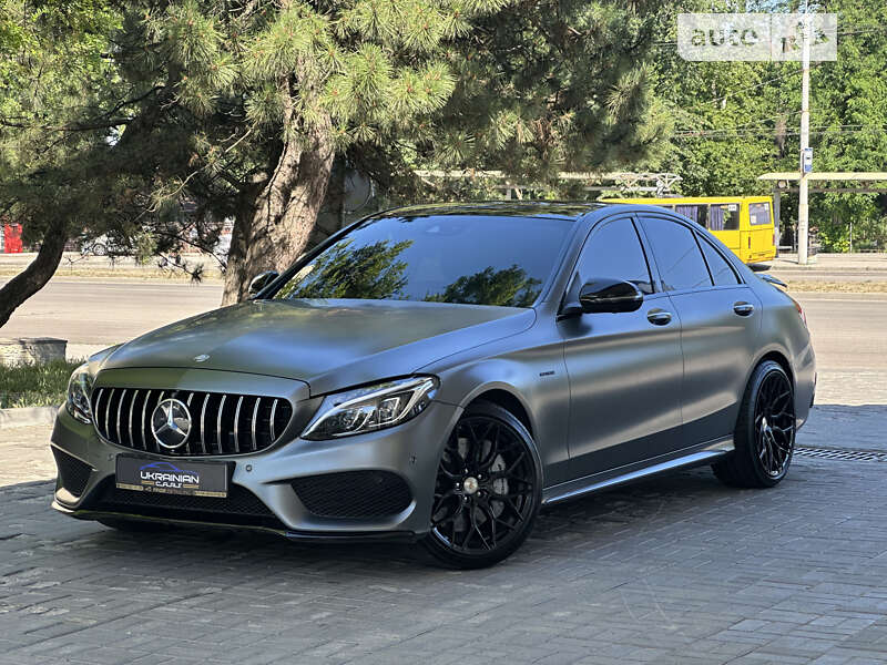 2017 mercedes-benz amg c 43
