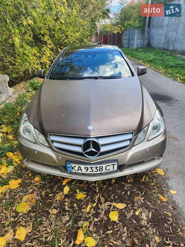 2010 mercedes-benz e-200