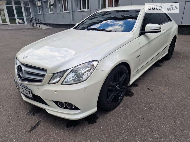 2010 mercedes-benz e 200
