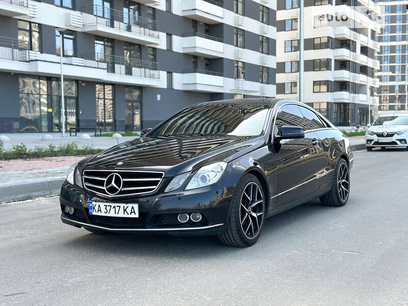 2011 mercedes-benz e 200