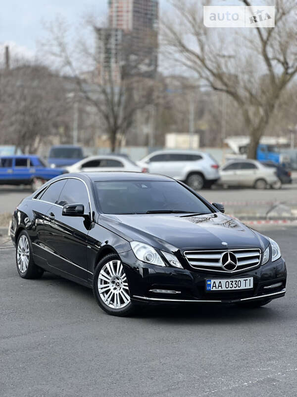 2011 mercedes-benz e 200