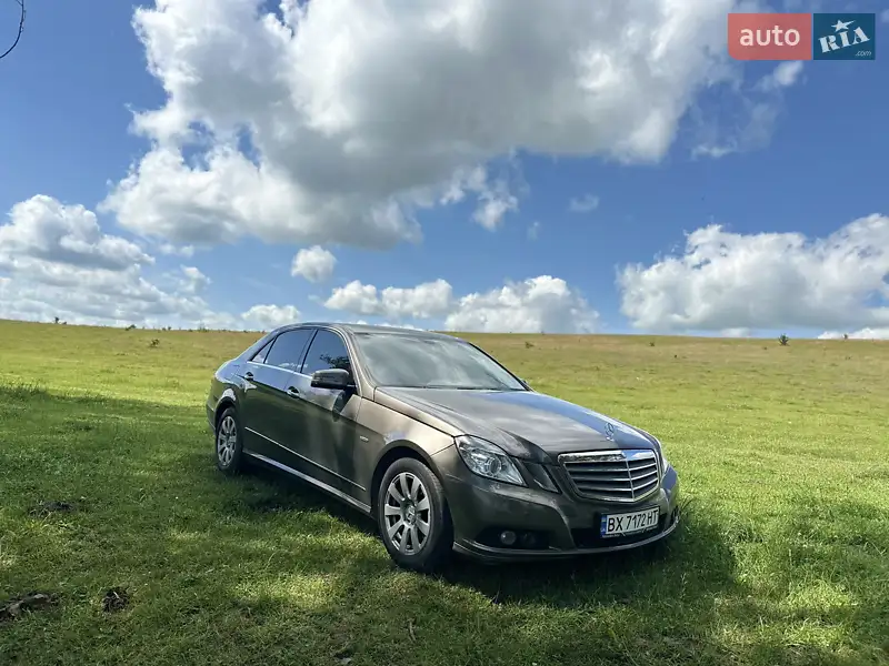 2010 mercedes-benz e 220
