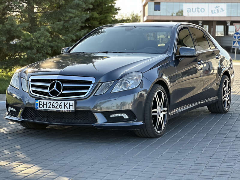 2010 mercedes-benz e 200