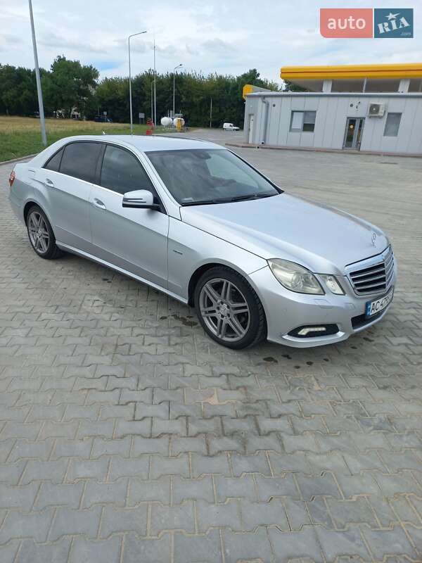 2009 mercedes-benz e 220 d