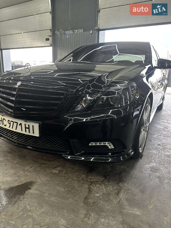 2010 mercedes-benz e 220
