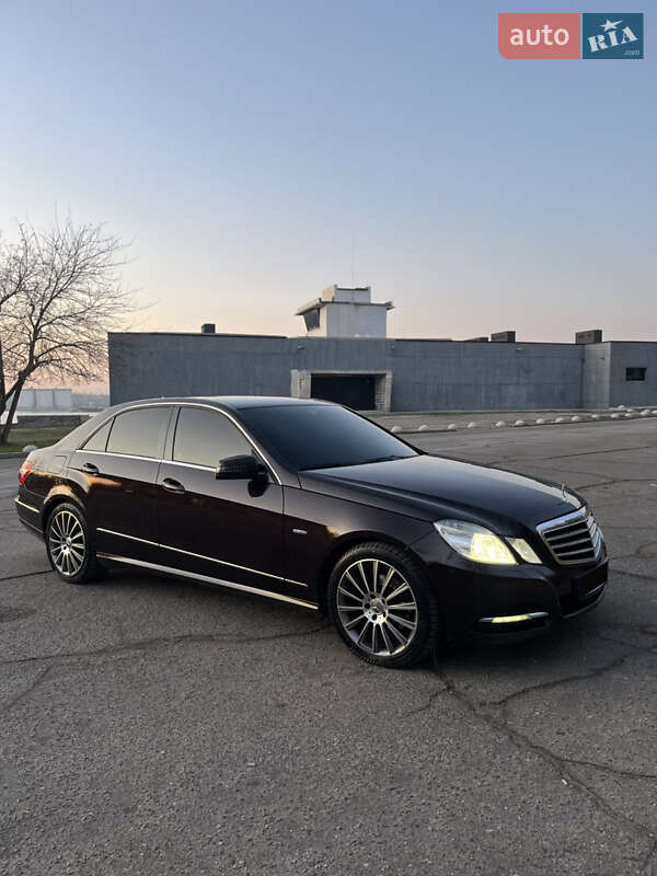 2010 mercedes-benz 220 cdi