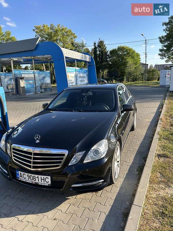 2011 mercedes-benz e 220 cdi