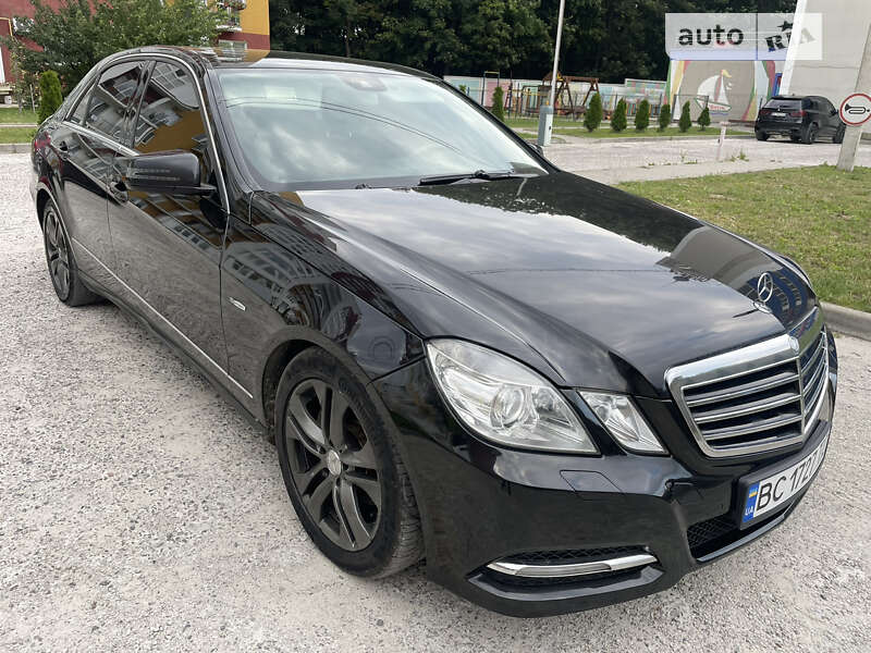2011 mercedes-benz e 220