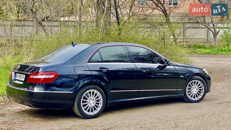 2011 mercedes-benz e-220-cdi