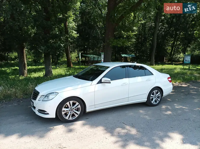 2012 mercedes-benz e-220-cdi