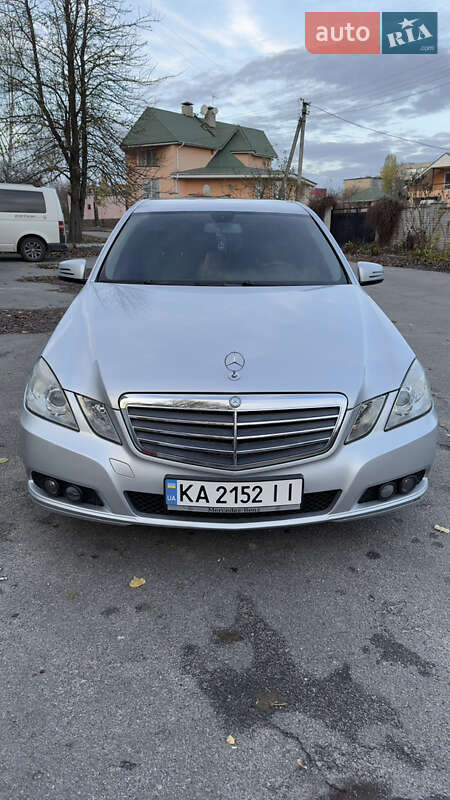 2010 mercedes-benz e 200