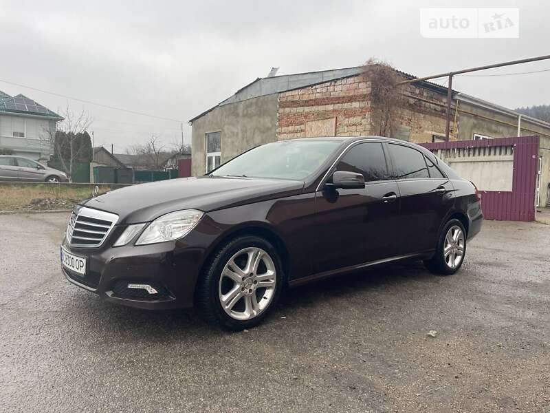 2010 mercedes-benz e 200