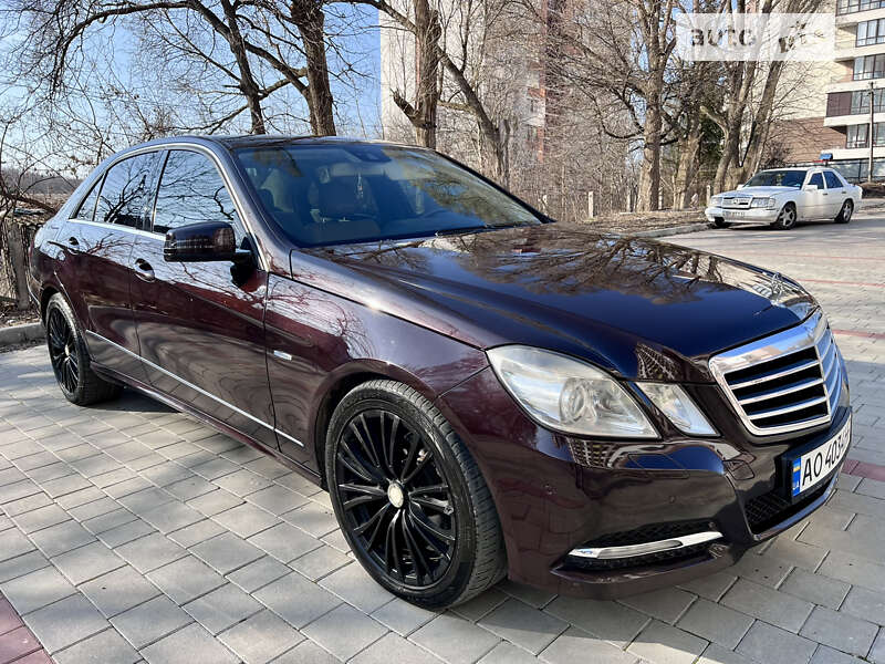 2011 mercedes-benz e 200
