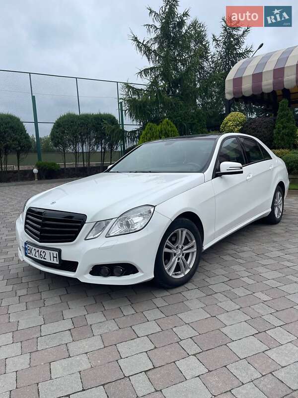 2011 mercedes-benz e 220 cdi