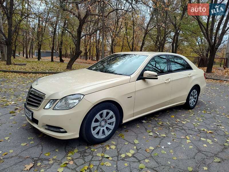 2011 mercedes-benz e-class