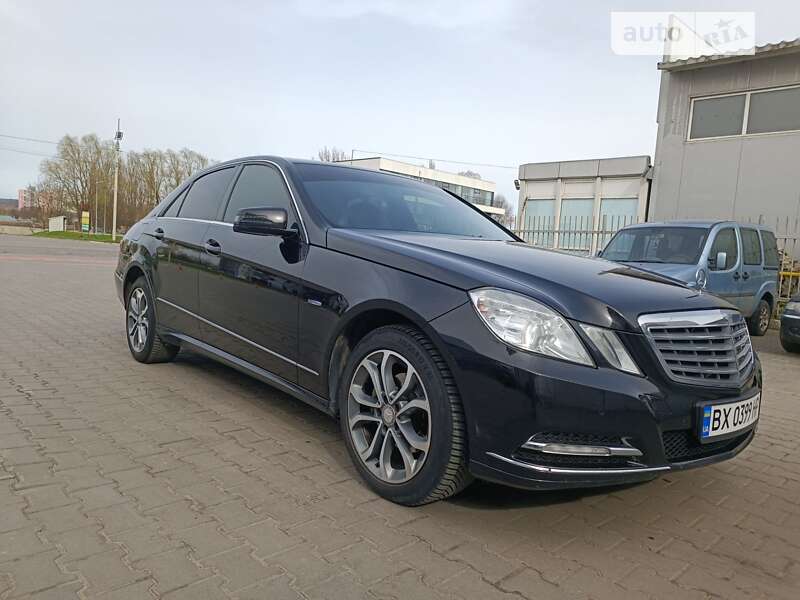 2011 mercedes-benz e 200