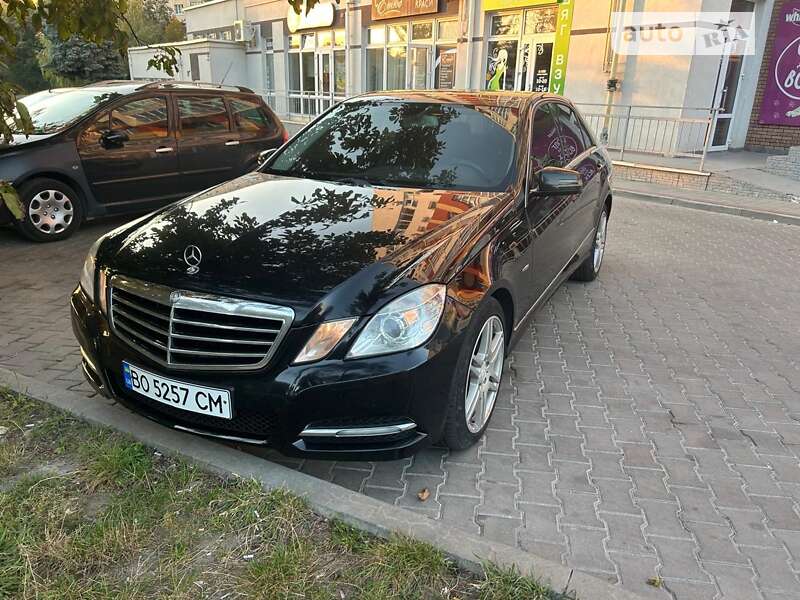 2011 mercedes-benz e 200