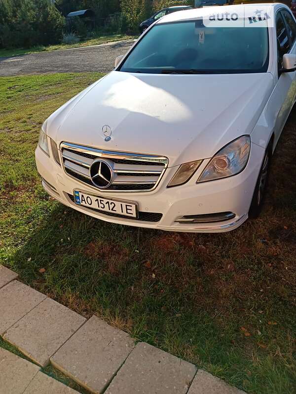 2012 mercedes-benz e 200