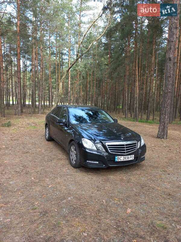 2012 mercedes-benz e 200