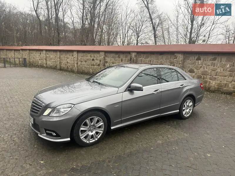 2009 mercedes-benz e 200