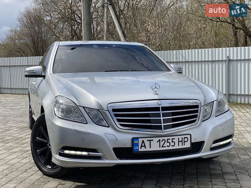 2010 mercedes-benz e 300