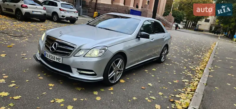 2011 mercedes-benz e-200