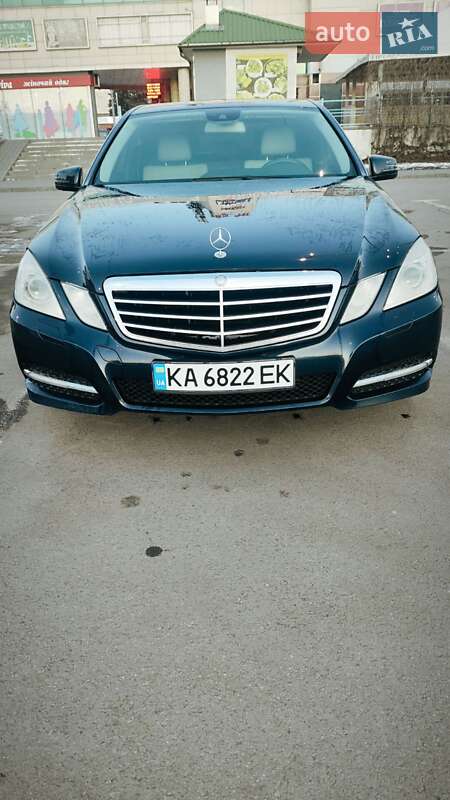2011 mercedes-benz e 200