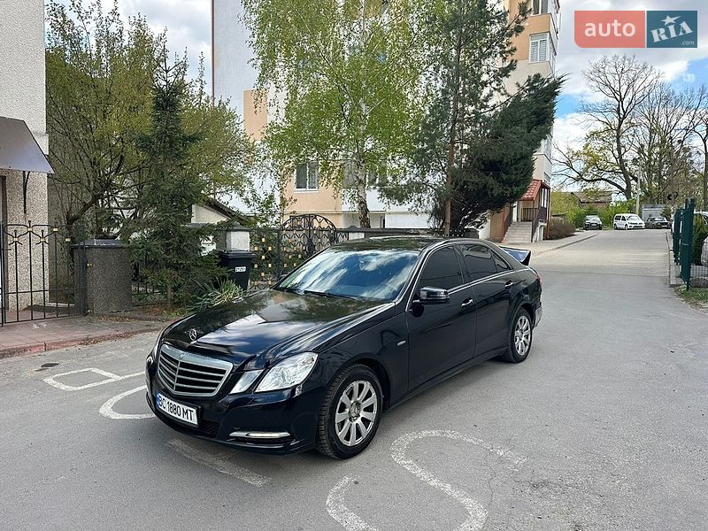 2011 mercedes-benz e 200