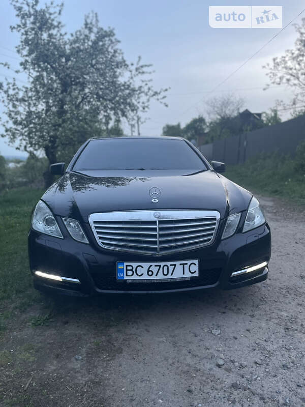 2012 mercedes-benz e 200