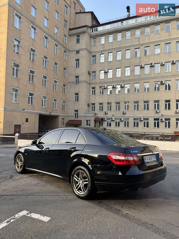 2012 mercedes-benz e 200