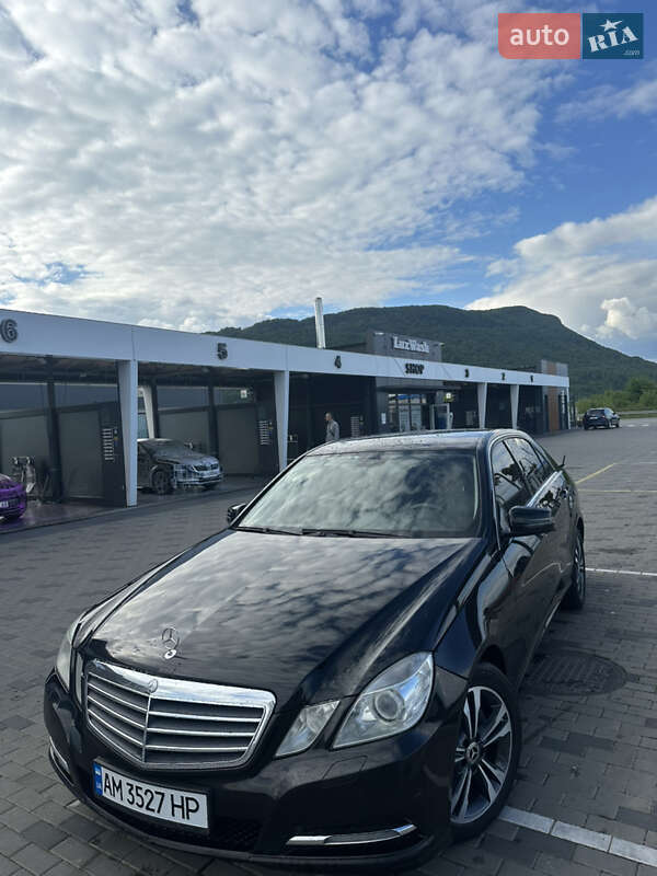 2012 mercedes-benz e 200