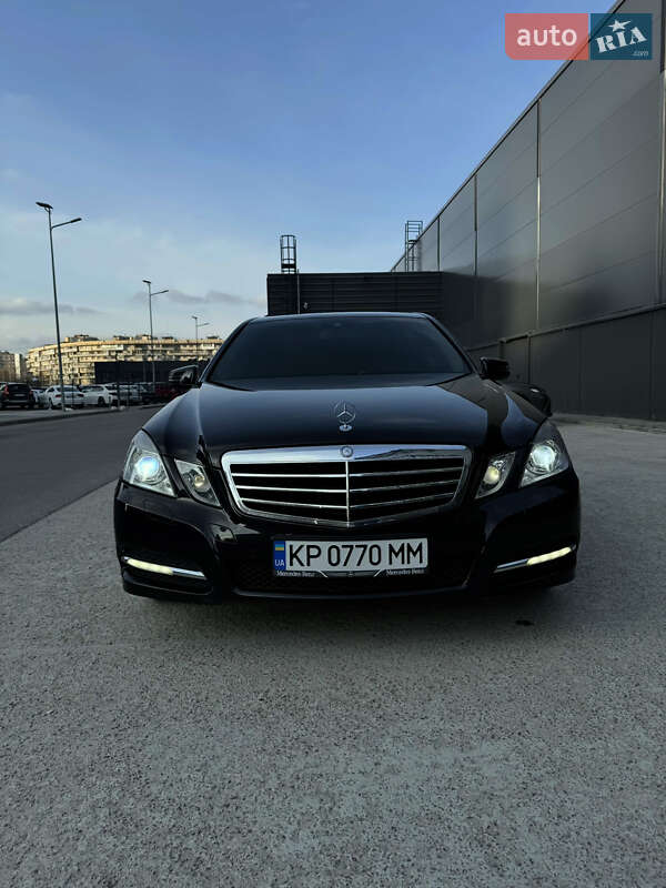 2009 mercedes-benz e 200