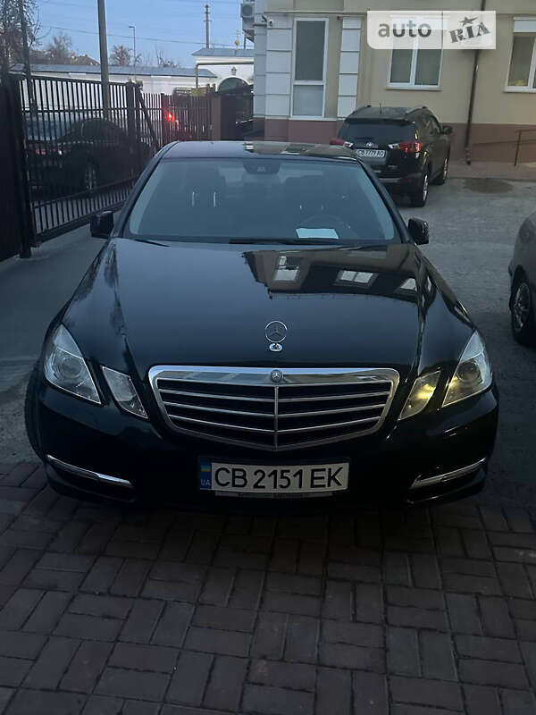 2010 mercedes-benz e 200